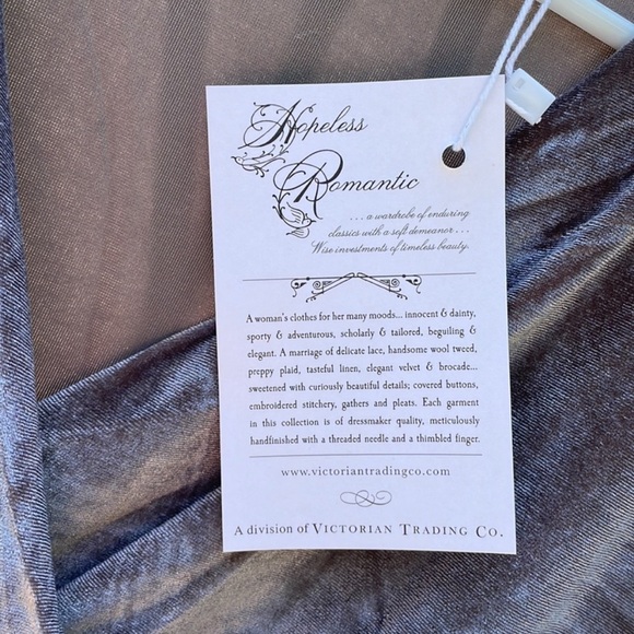 Victorian Trading Co. Gray Velvet Tunic -  Large - Picture 5 of 5